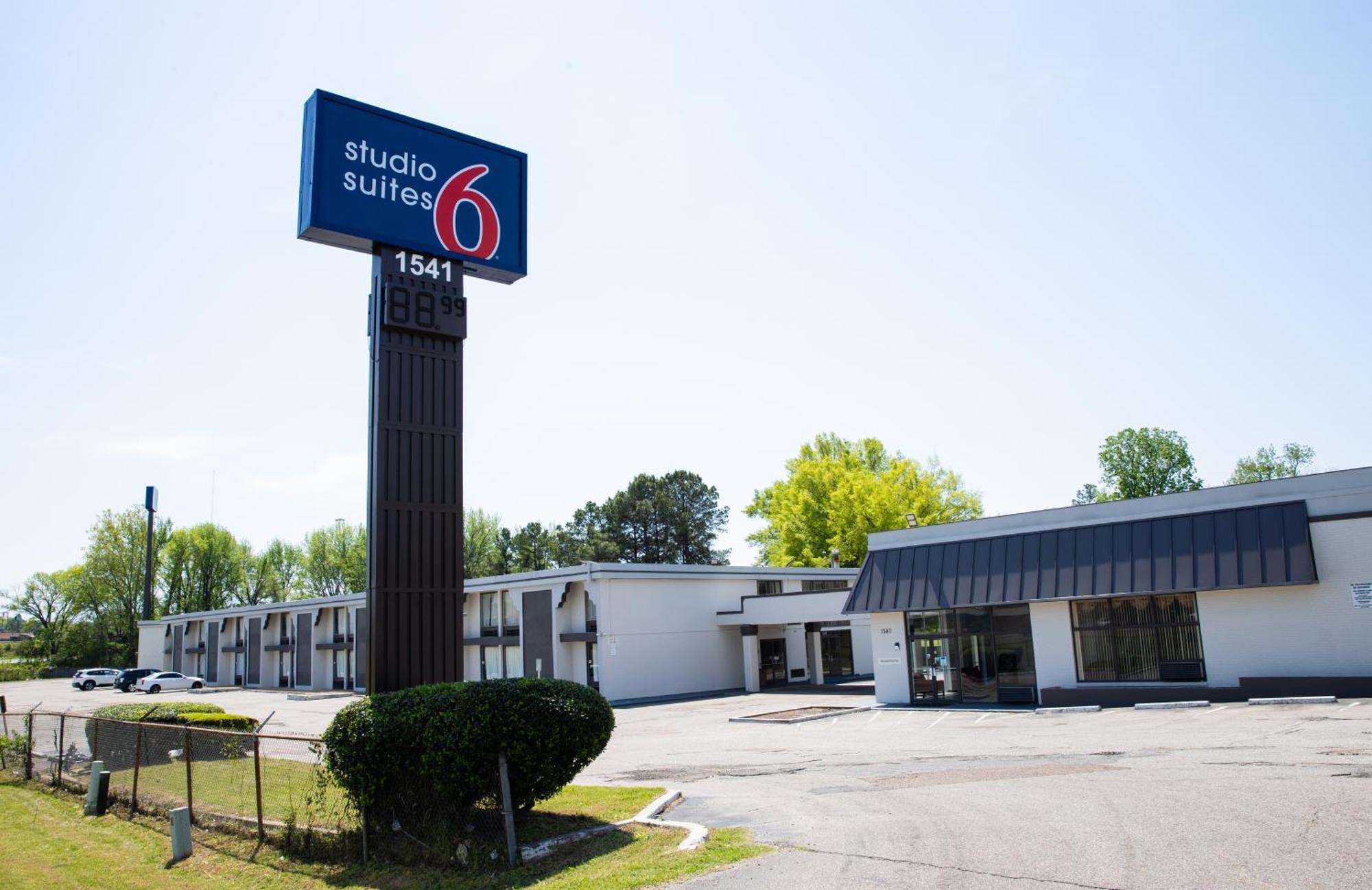 Studio 6 Suites Memphis, Tn East Memphis Exterior photo